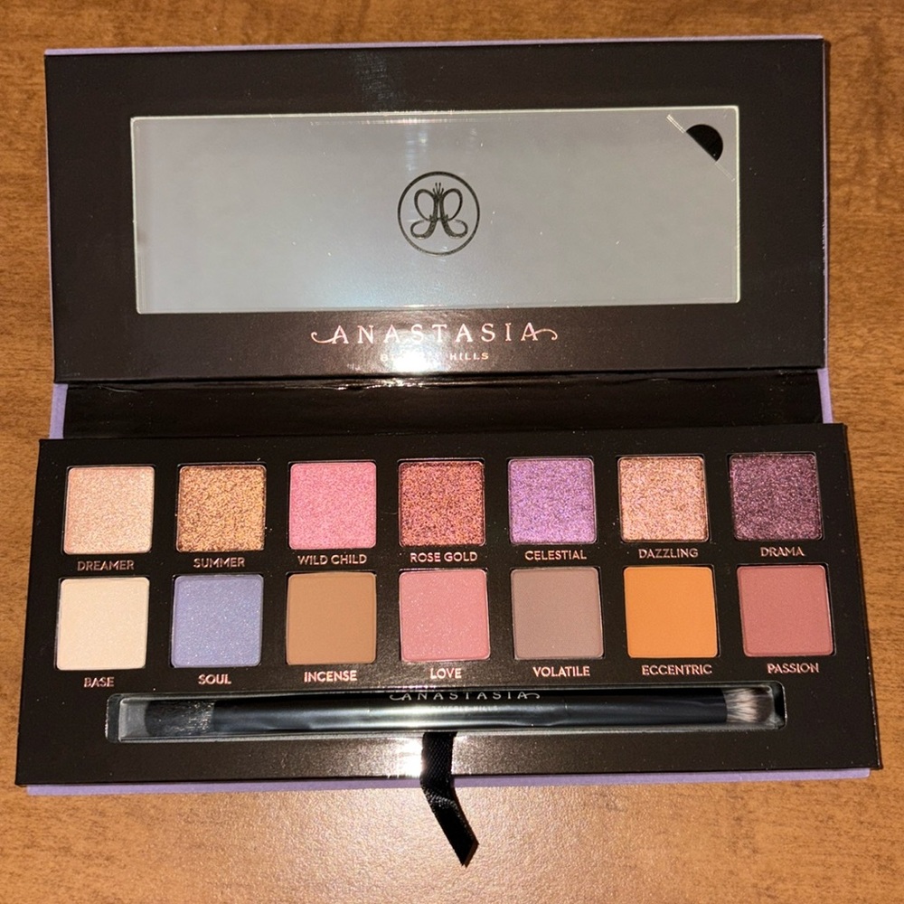 Anastasia Beverly Hills Norvina Eye Shadow Palette NEW